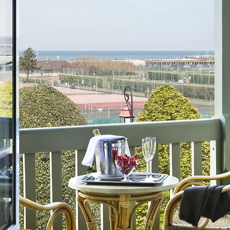 Barrière Le Normandy 5*