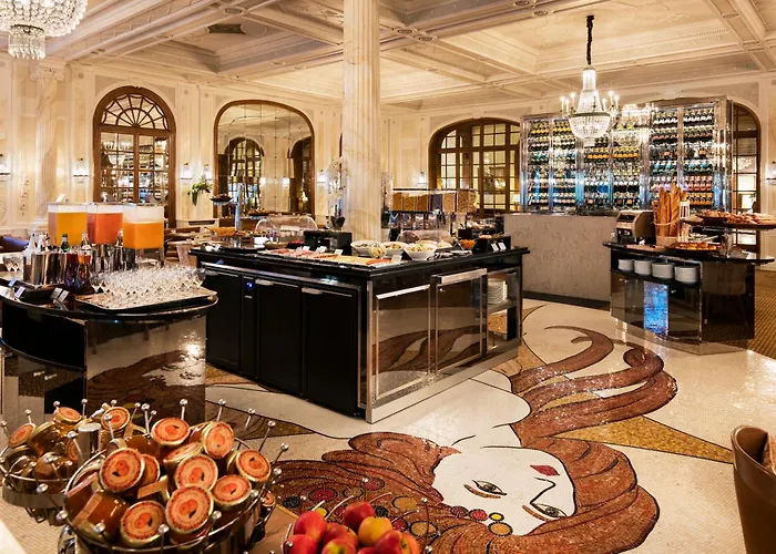 Hotel Barriere Le Normandy 5*