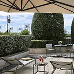 Barriere Le Normandy Ξενοδοχείο 5*