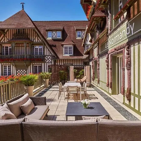 Szálloda Barriere Le Normandy Deauville
