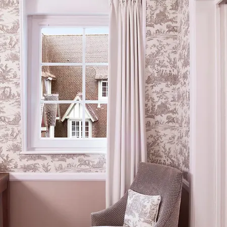 Hotel Barriere Le Normandy 5*