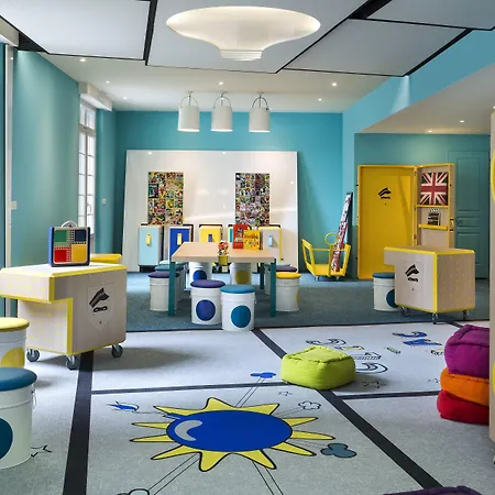 מלון Barriere Le Normandy 5*