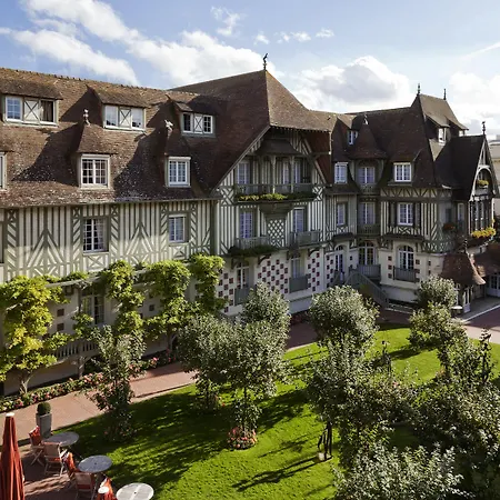 Szálloda Barriere Le Normandy 5*