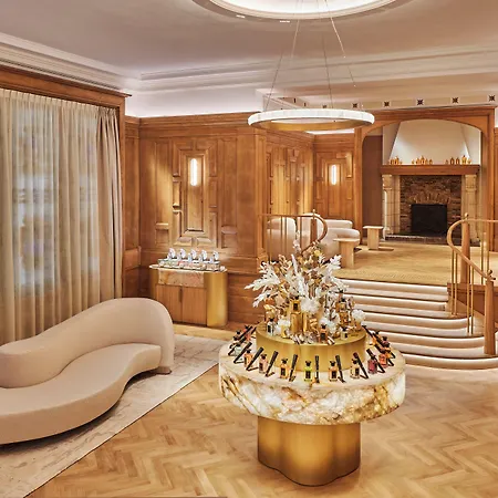 Hotel Barriere Le Normandy 5*