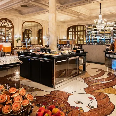 Hotel Barrière Le Normandy