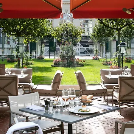 Hotel Barriere Le Normandy