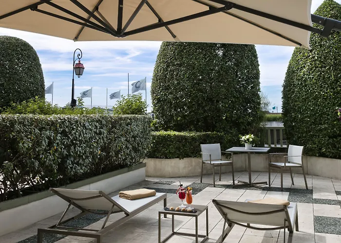 Barrière Le Normandy Hotel 5*